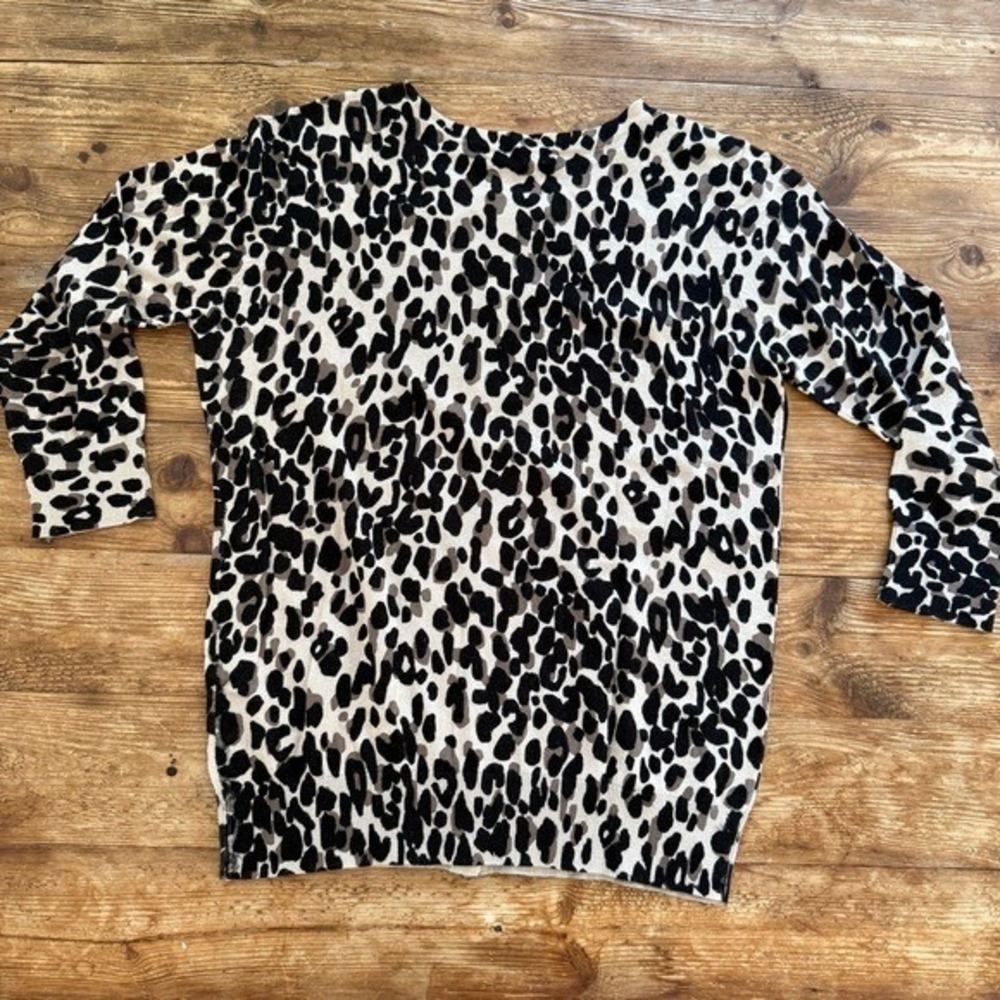 Animal Leopard Print 3/4 Sleeve Button-Up Black Brown Cardigan Women's S-M NWOT - Picture 4 of 8